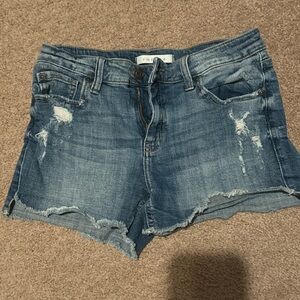 Eunina midrise size 28’ step hem boutique Jean shorts, cotton & Lycra, size 4